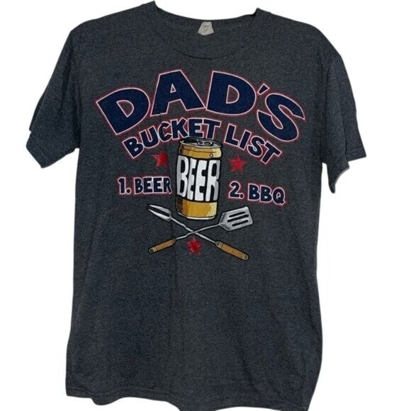 Dads Bucket List Graphic Tee 1. Beer 2. BBQ Gildan Heavy Cotton T-Shirt Gray Sho - Picture 1 of 7